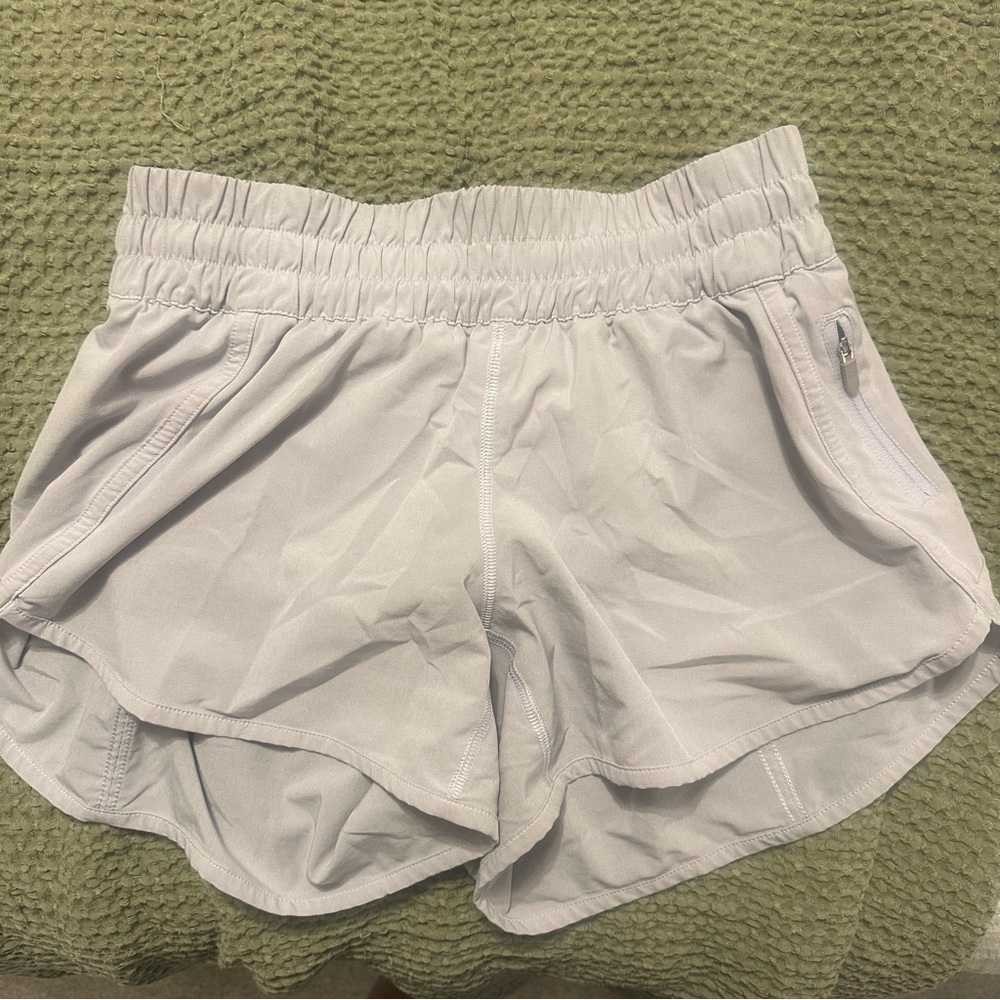 Lululemon Tracker Shorts 4”
